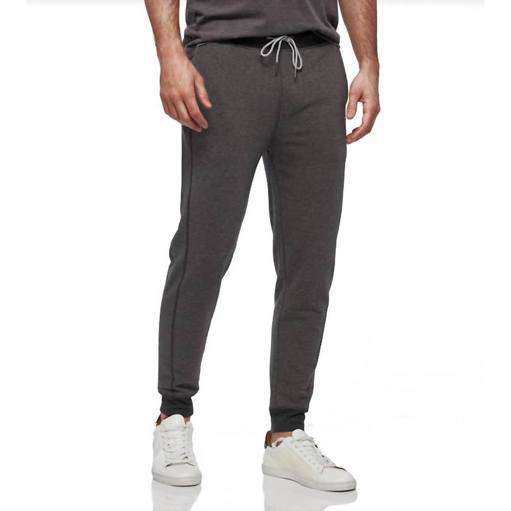 NEW FLAGS & ANTHEM victory performance jogger in grey